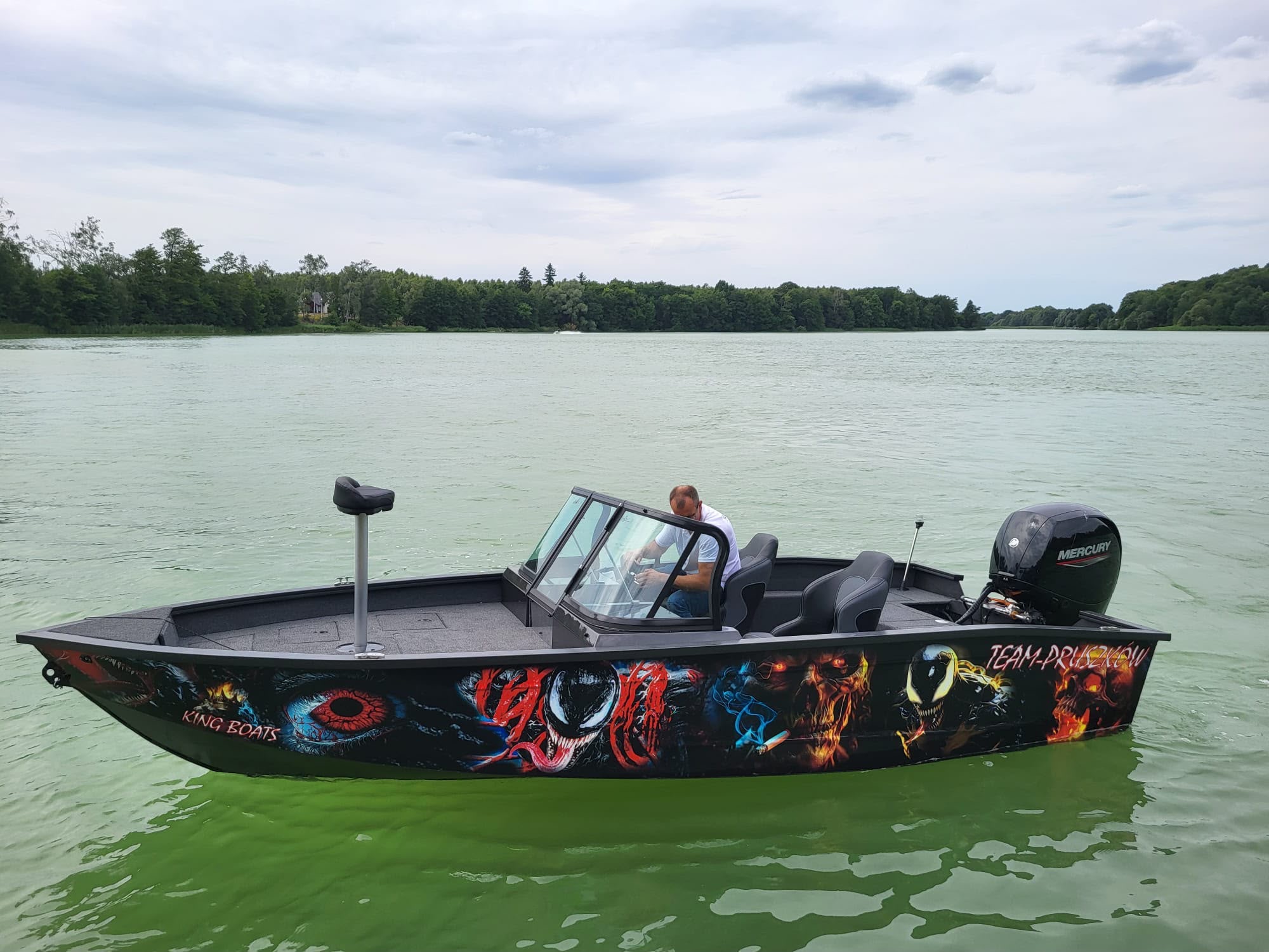 Łódź aluminiowa King Boats 530 — zdjęcie 1